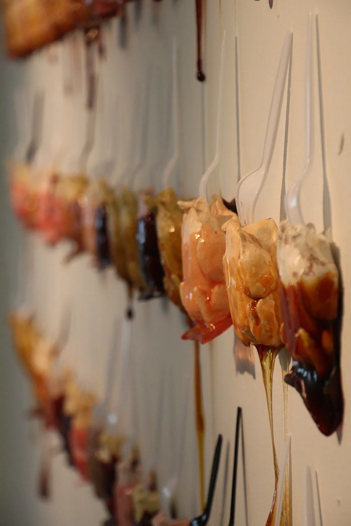 Appétit d'oiseaux, œuvre de Julie Brochu