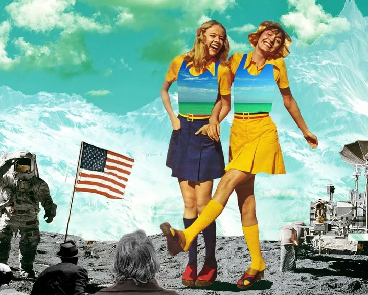 2 girls on the moon, artwork by Disenoideas designs