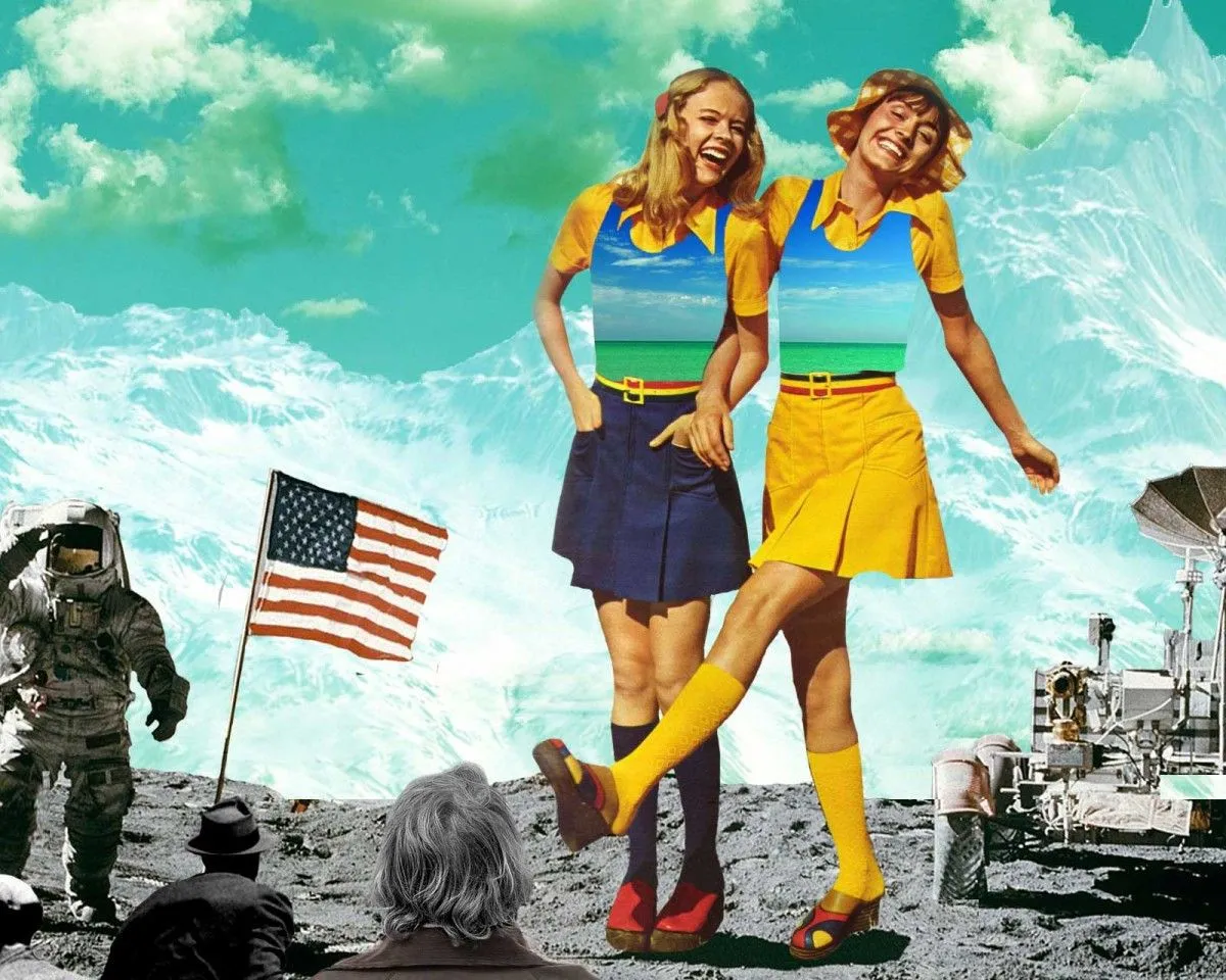 2 girls on the moon, œuvre de Disenoideas designs