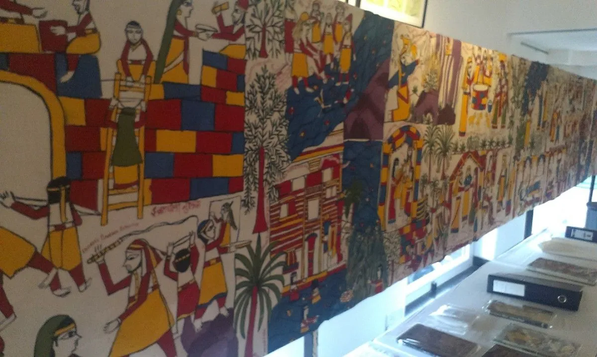 Bible Scroll Painting – 120 meter long 42 inch broad on canvas, œuvre de Bhanu Dudhat