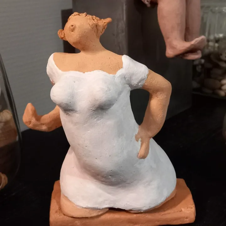 la samba , femme seule, œuvre de Régine Foulquier