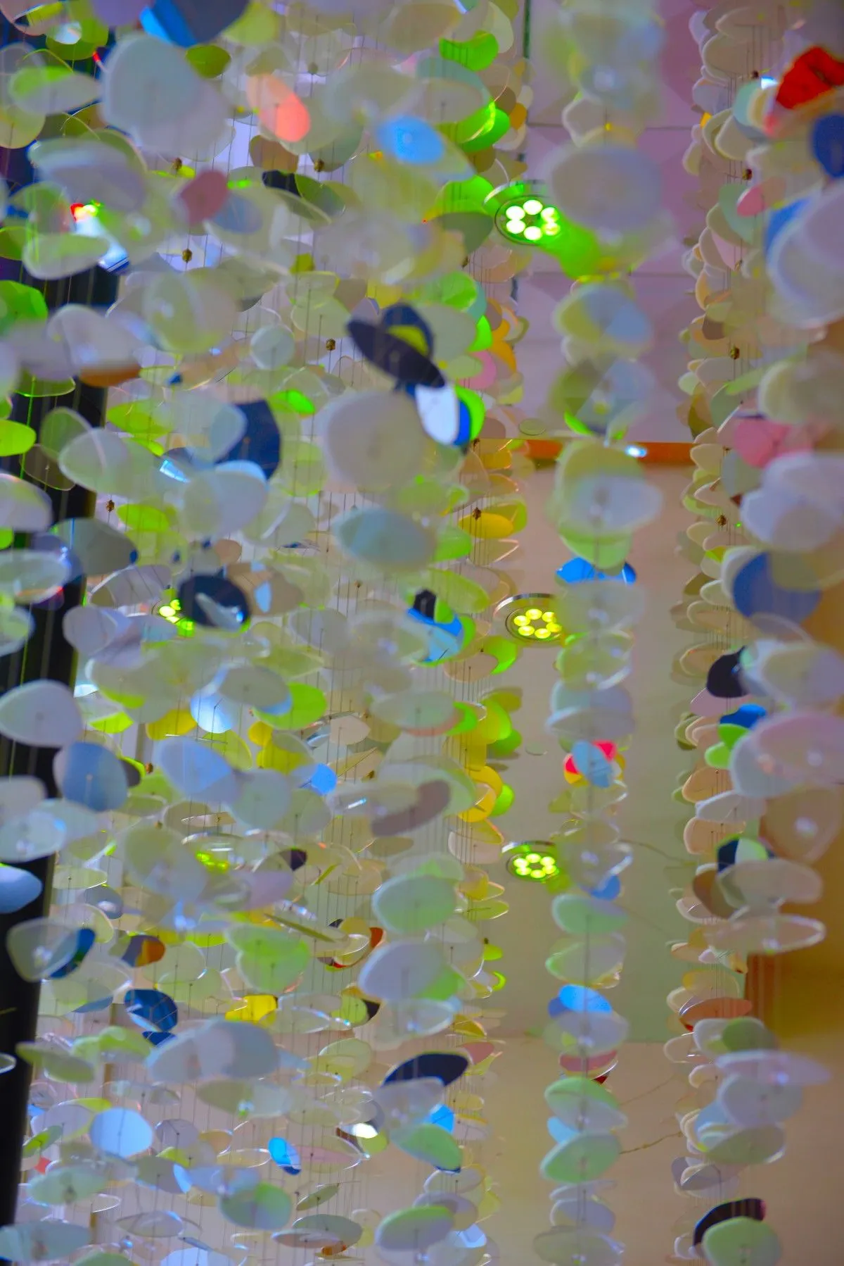 Chimes, œuvre de Greg Sandoval