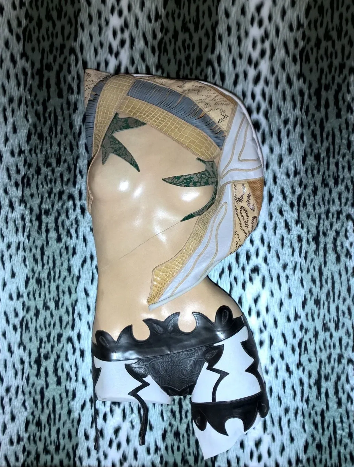SEXY LEATHER, artwork by Jan Van Braekel