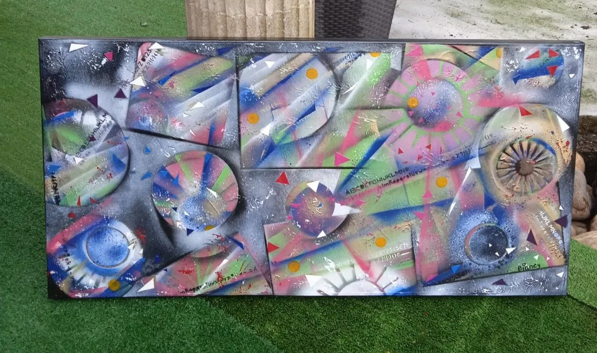 NËPÔKY, artwork by Brigitte Lambert