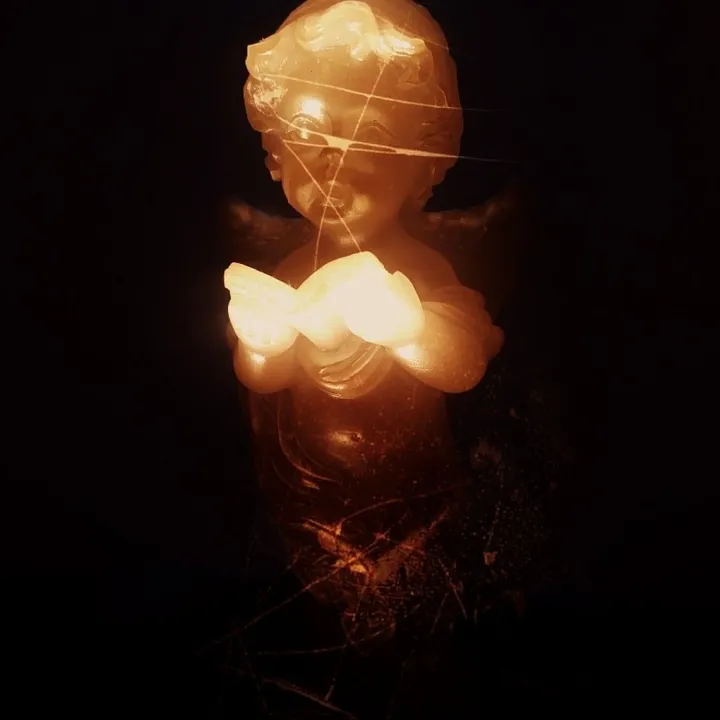 Cherub, Joy and Light, œuvre de Miguel Alvarez