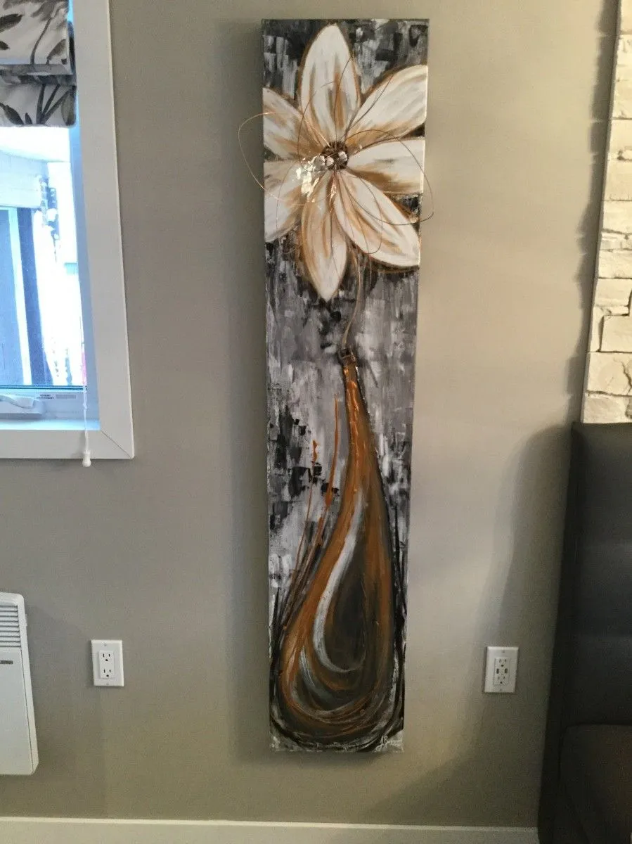 Tout l'or du Monde, artwork by Joannie Raymond