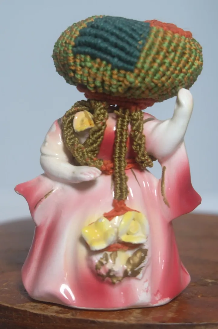 Porcelain Fetish, Knothead, œuvre de Norman Sherfield