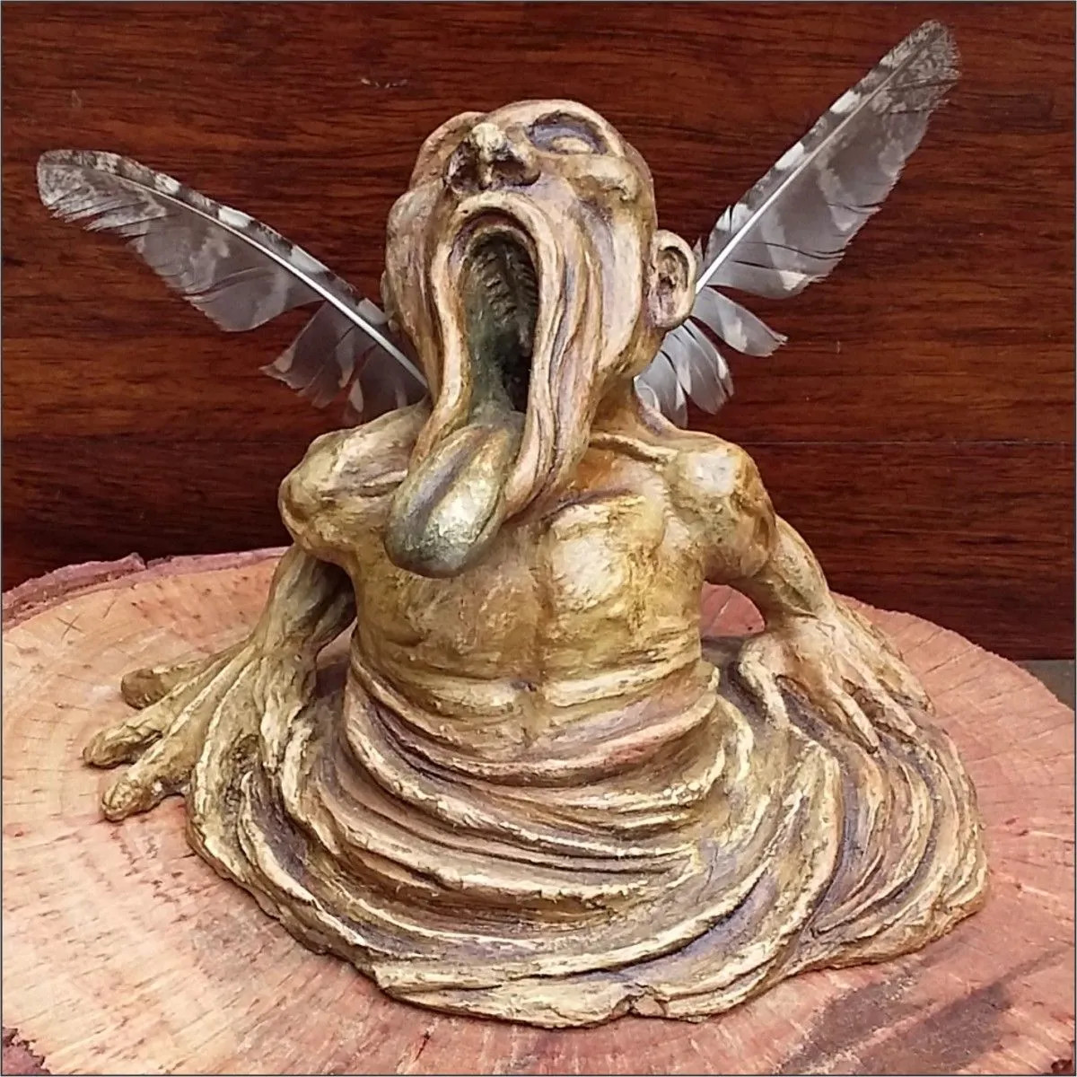 Triumph: Rising Out of the Cesspool of Mankind, œuvre de Tharine de