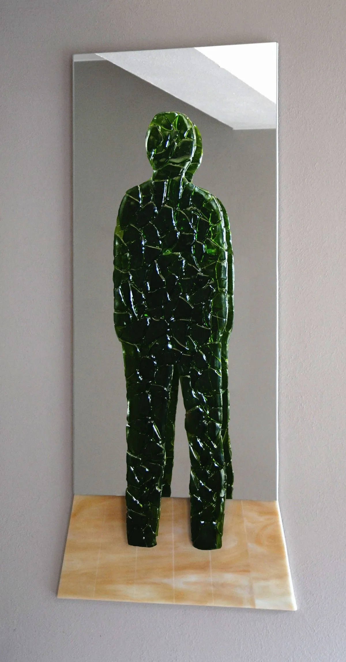 Man in the mirror, artwork by Pedro Nada