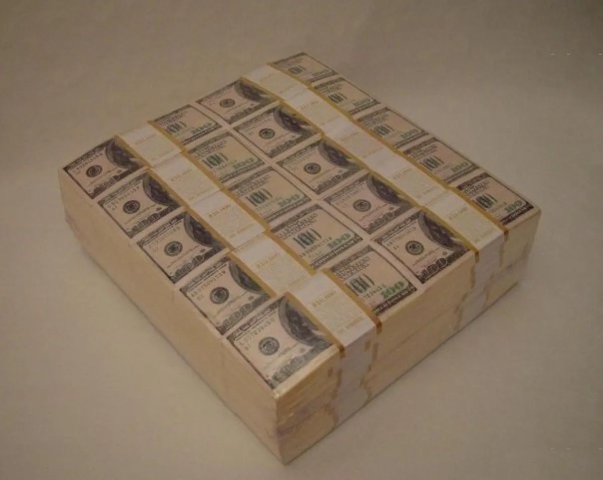 In God we trust  / $ one million cash, œuvre de Klaus Guingand