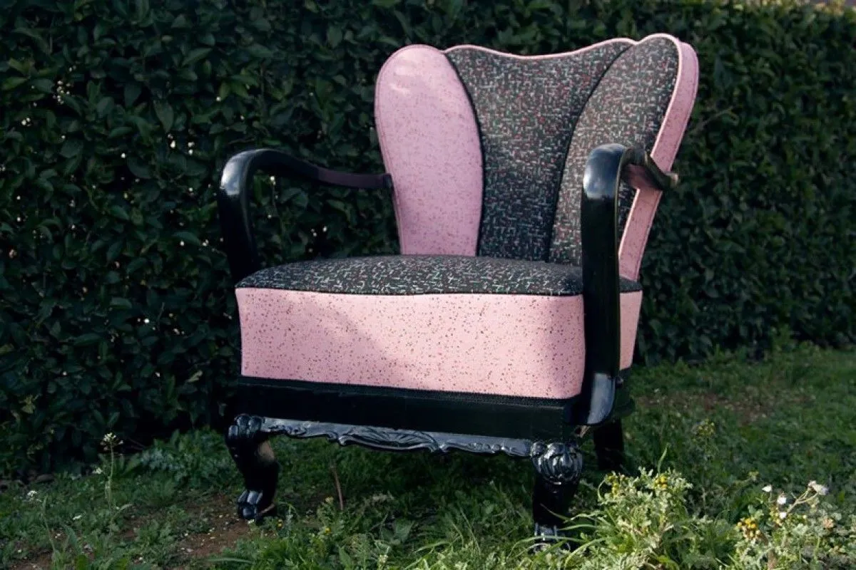 pink NOUEVEAU, artwork by EVA ZOGRAFOU
