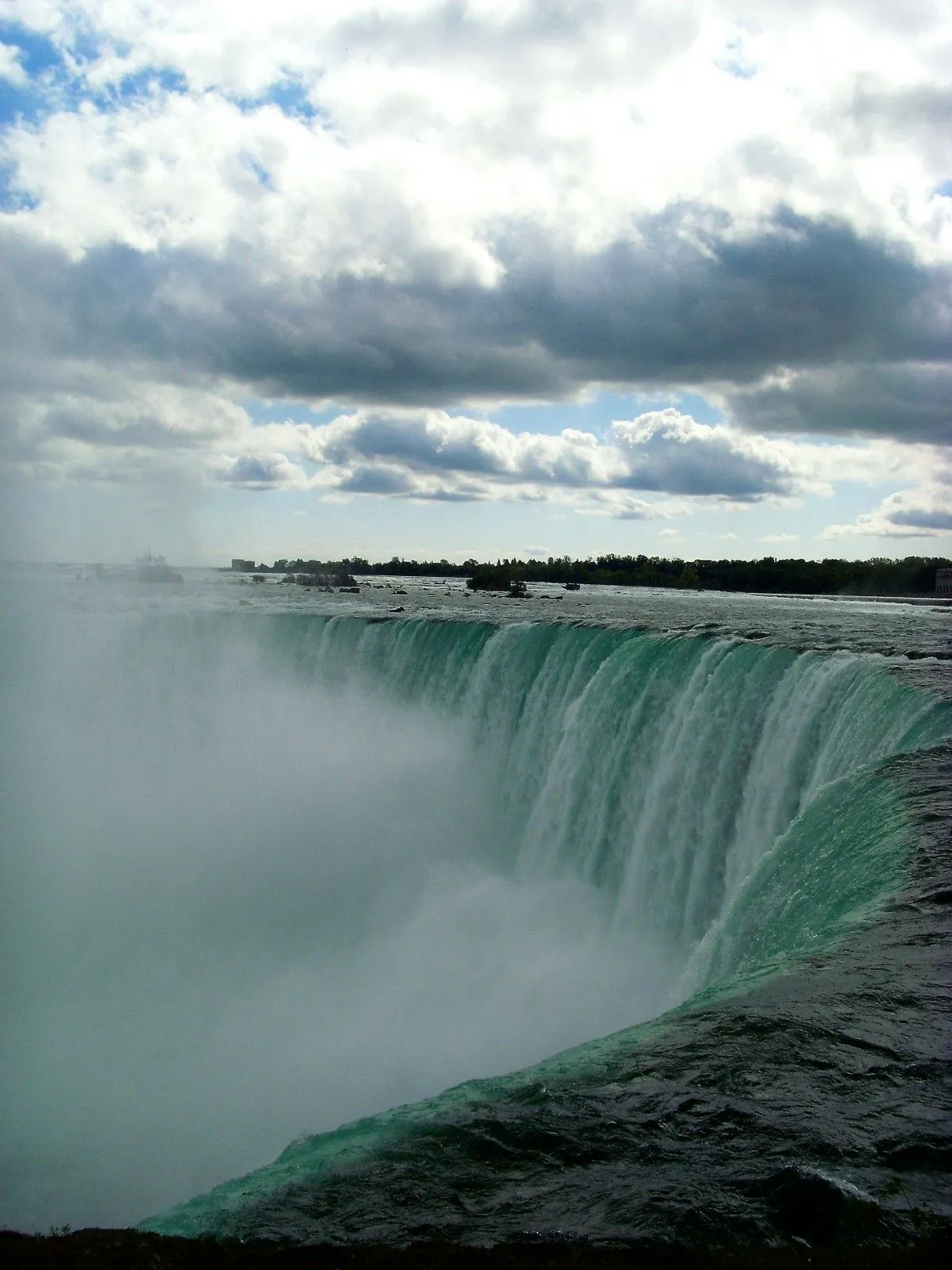 niagara falls, artwork by Daniel Fabre