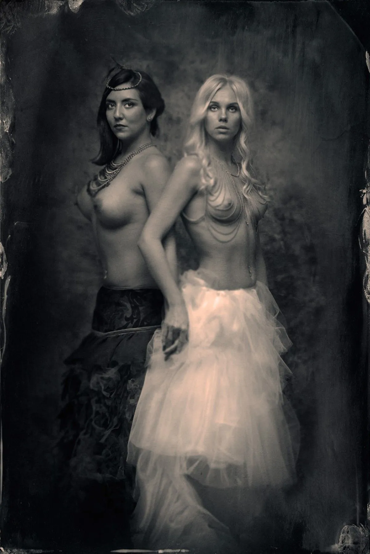 Victoria's double portrait, œuvre de Alex Vanzetti
