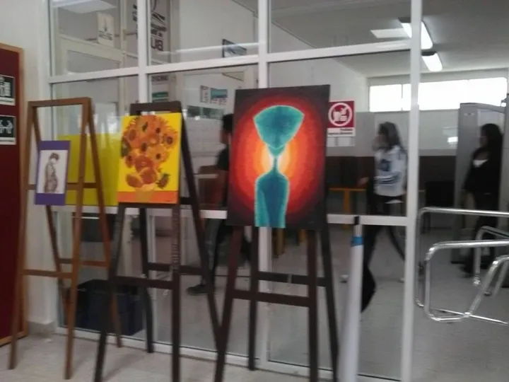 Recepcionista, œuvre de Vala Solorzano