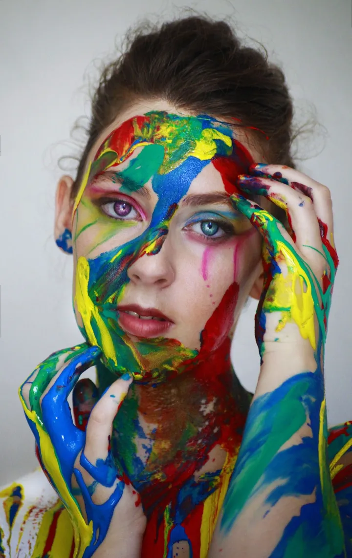 Hurt Color, artwork by Mel Pradotto
