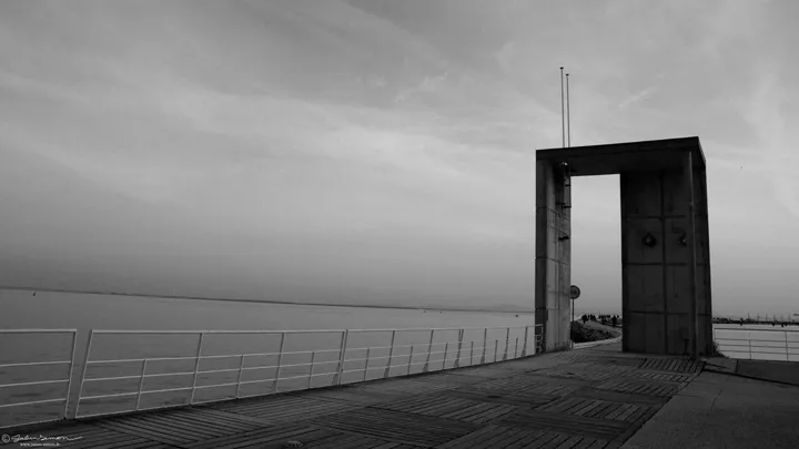 Sortie de secours, artwork by Julien Simon