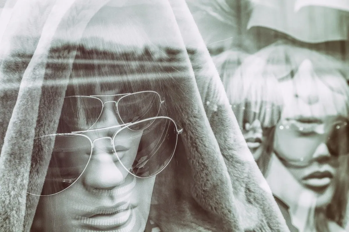 Glasses, artwork by Jean-Louis VIRETTi
