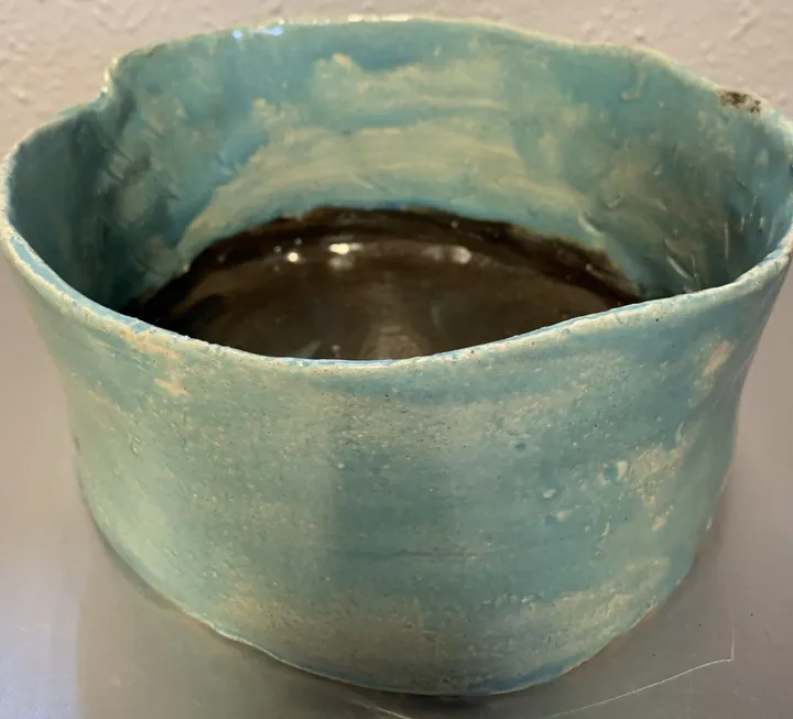 Saladier azur-argenté, artwork by Anne Cellier