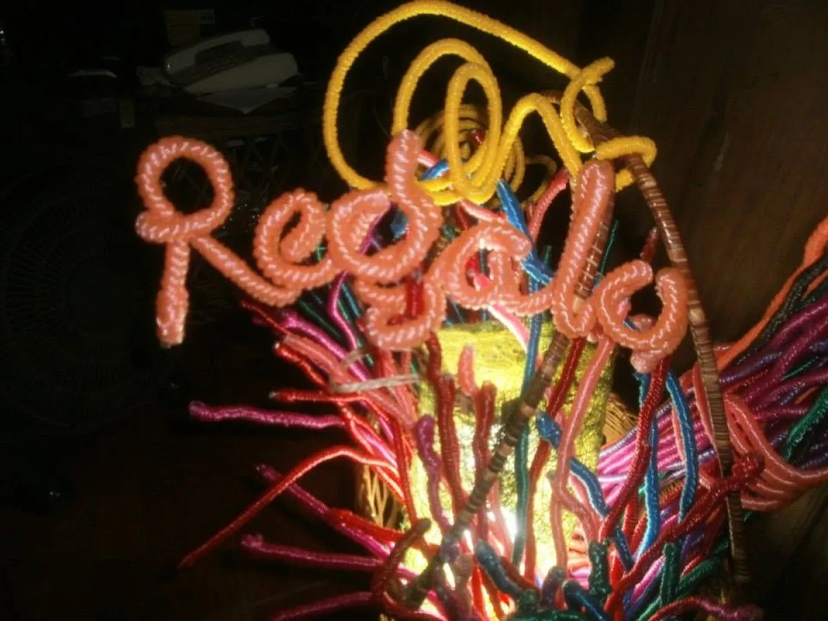 flexible colored wires, artwork by Clemente Cobaria