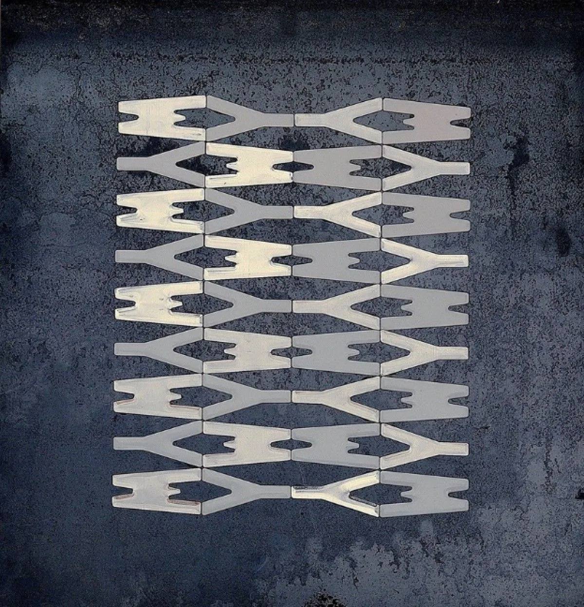 Traces, artwork by Artus Maquis