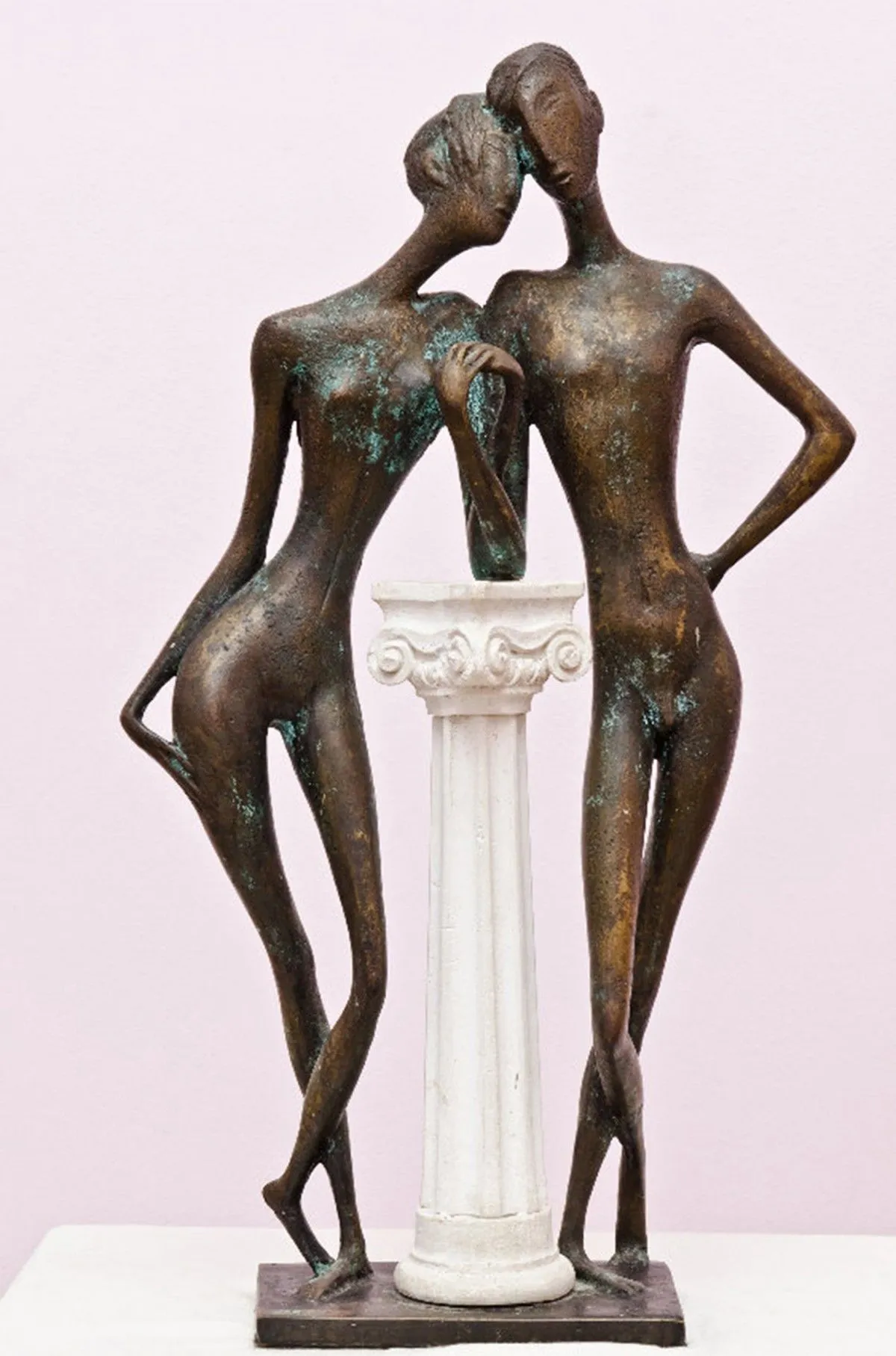Tenderness 2002 year.bronze 62x35x15cm.12000 $, œuvre de ZAKIR AHMEDOV