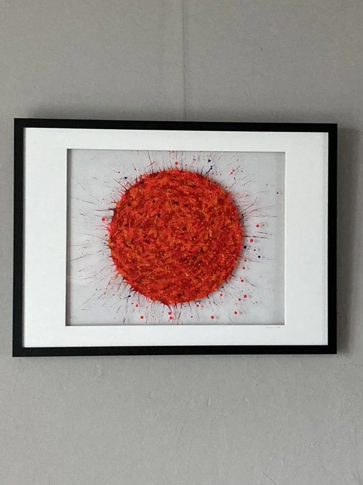 Soleil rouge 2, artwork by Rita Vandenherrewegen