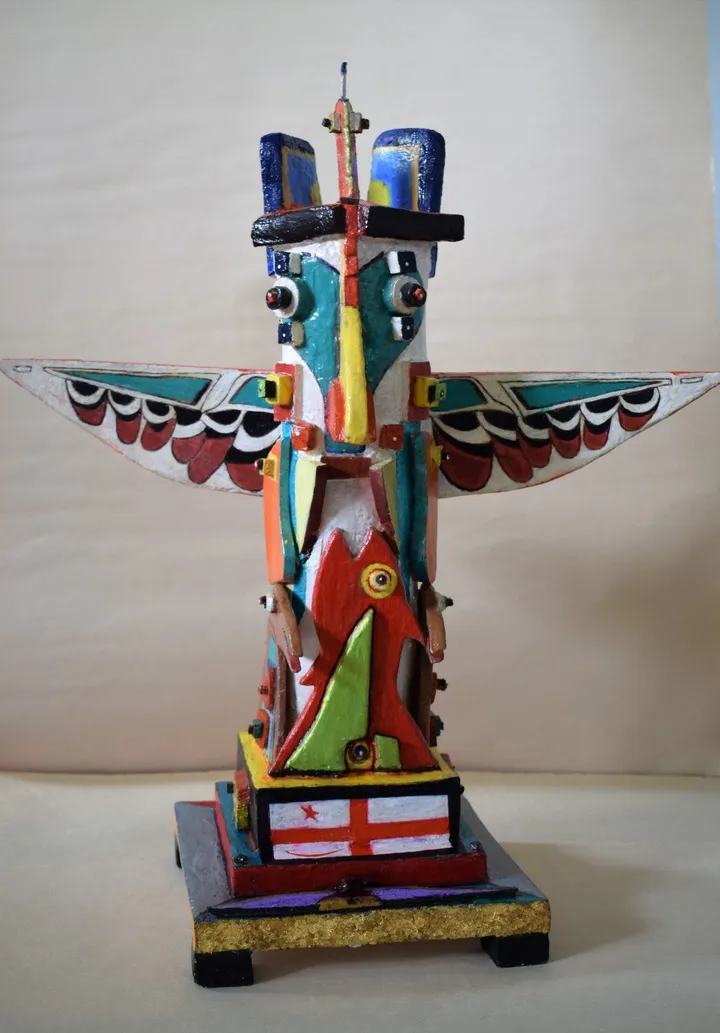 Rising Sun Totem, artwork by Denis Roucau