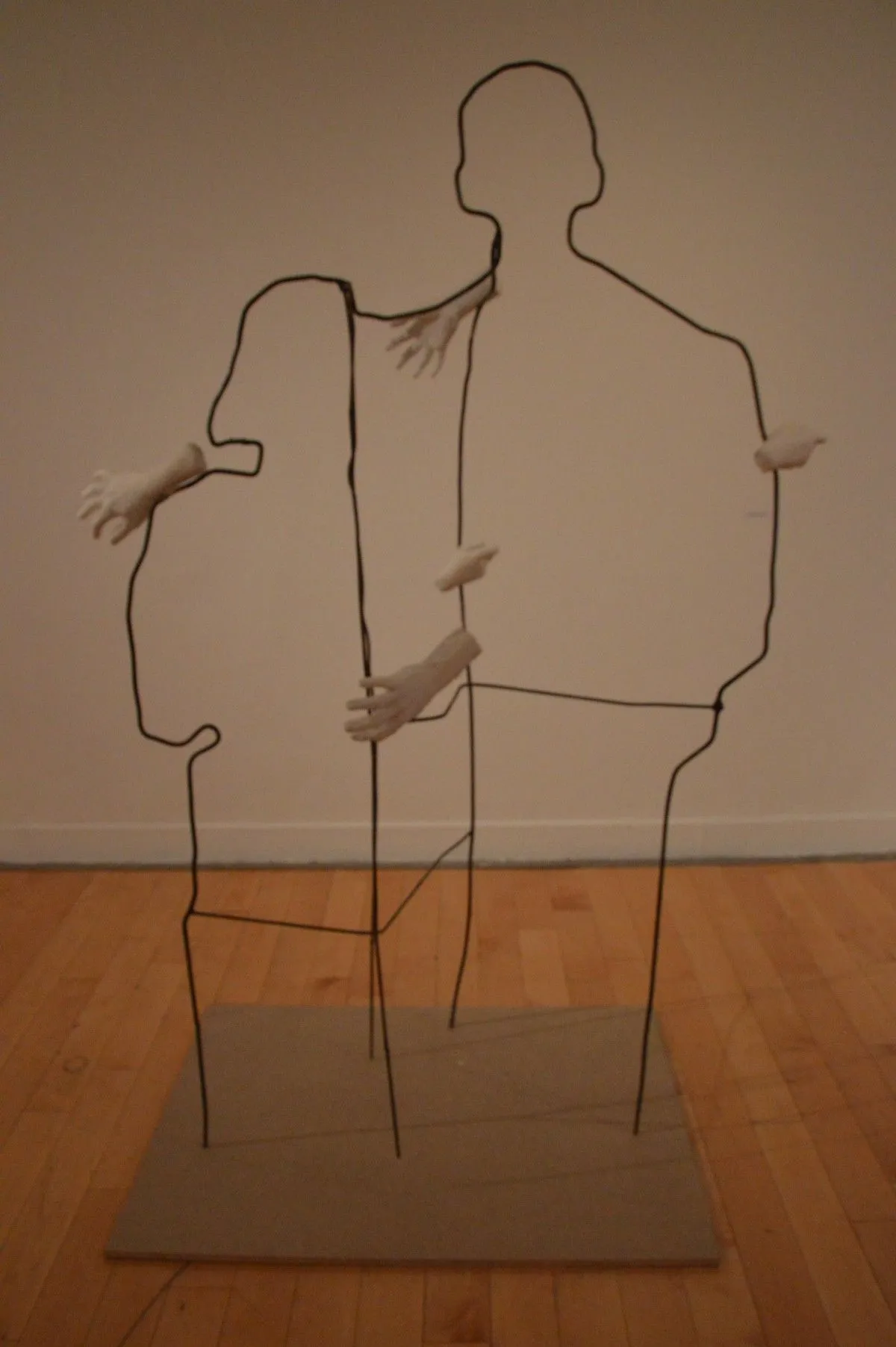 hug, œuvre de Drima Kolata