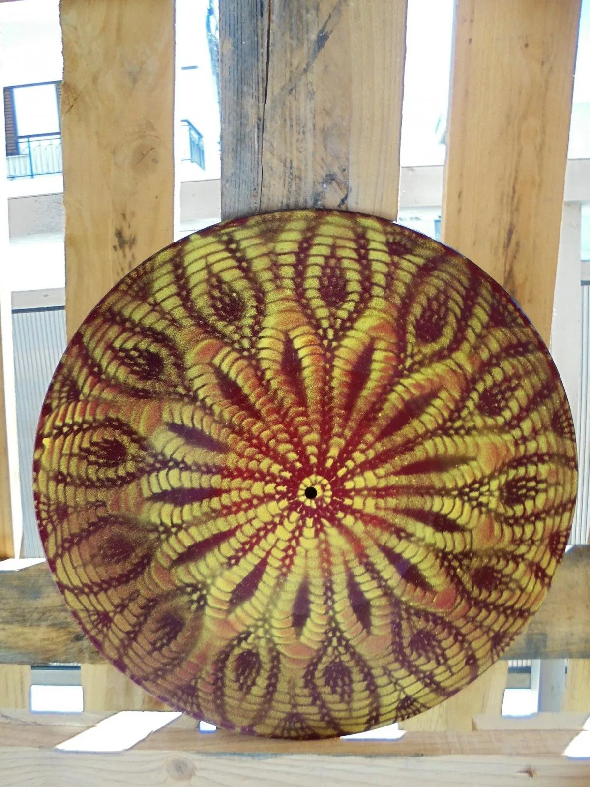 etnhic vinyl disc decoration, artwork by Dimitra Christ