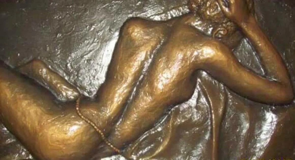 Scarlett woman, œuvre de Rex Akinruntan