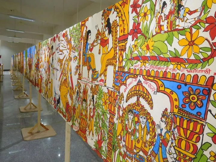 55 Meter Long RAMAYAN Scroll Painting On Canvas, œuvre de Bhanu Dudhat
