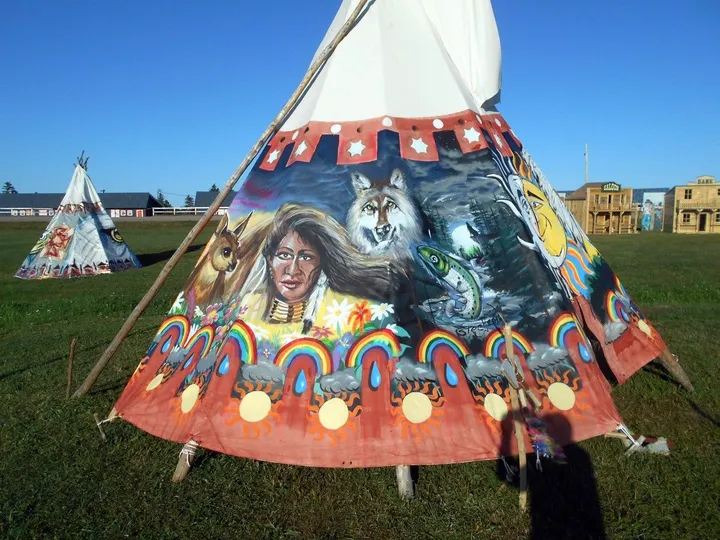 tipi, œuvre de steeve chiasson
