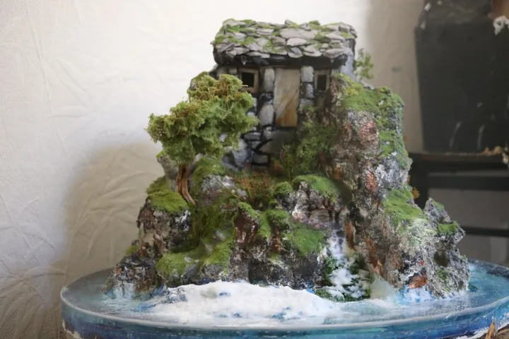 no  man  is  an  island, œuvre de James Alexander