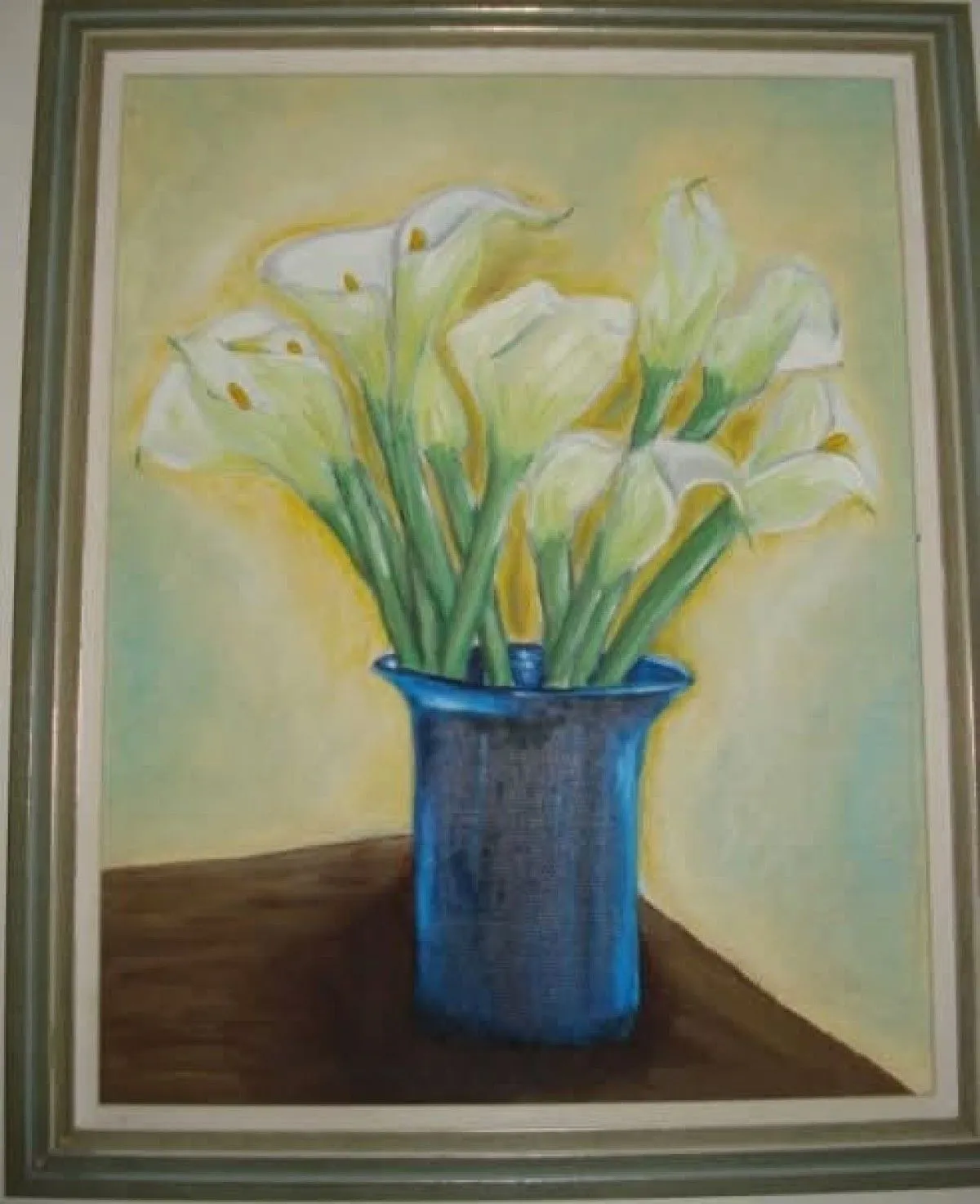 Blue vase, artwork by Ligia Moya