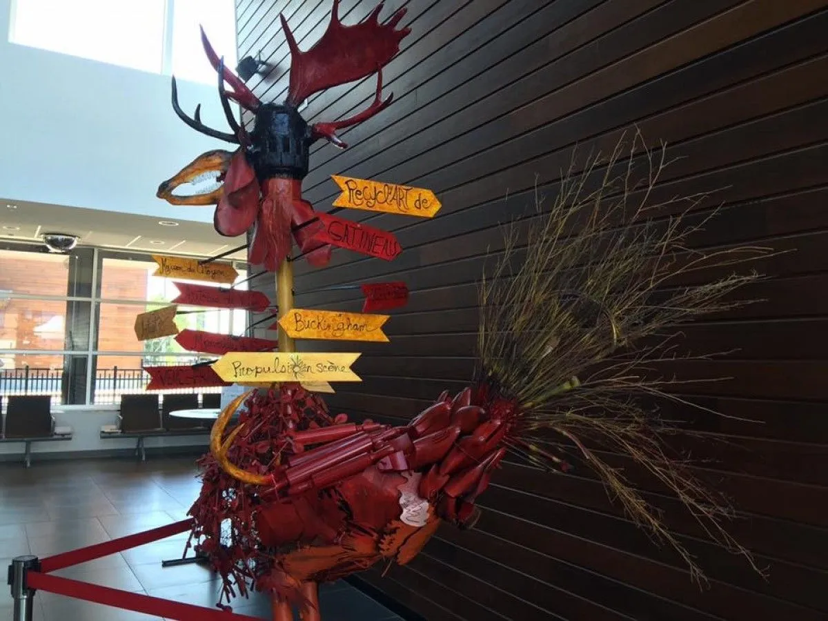 Le coq-Semaphore, œuvre de Joanne Migno