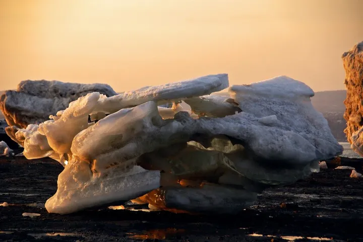 LA DANSE DES GLACES, artwork by Edouard Mosseau