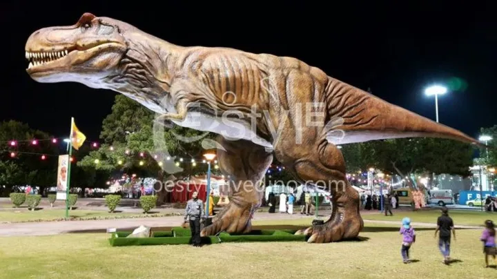 Animatronic Dinosaur, œuvre de pestyle livedino