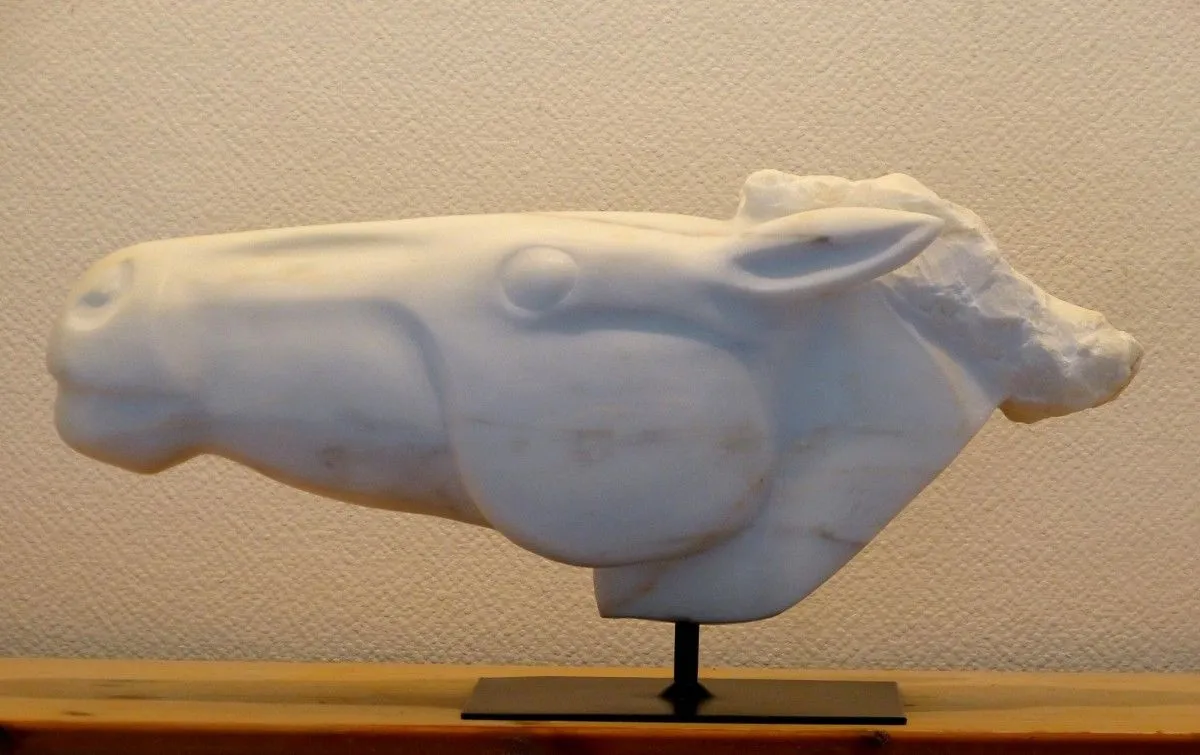 CARRARA MARBLE - CHEVAL ANTIQUE, œuvre de jean-michel garino