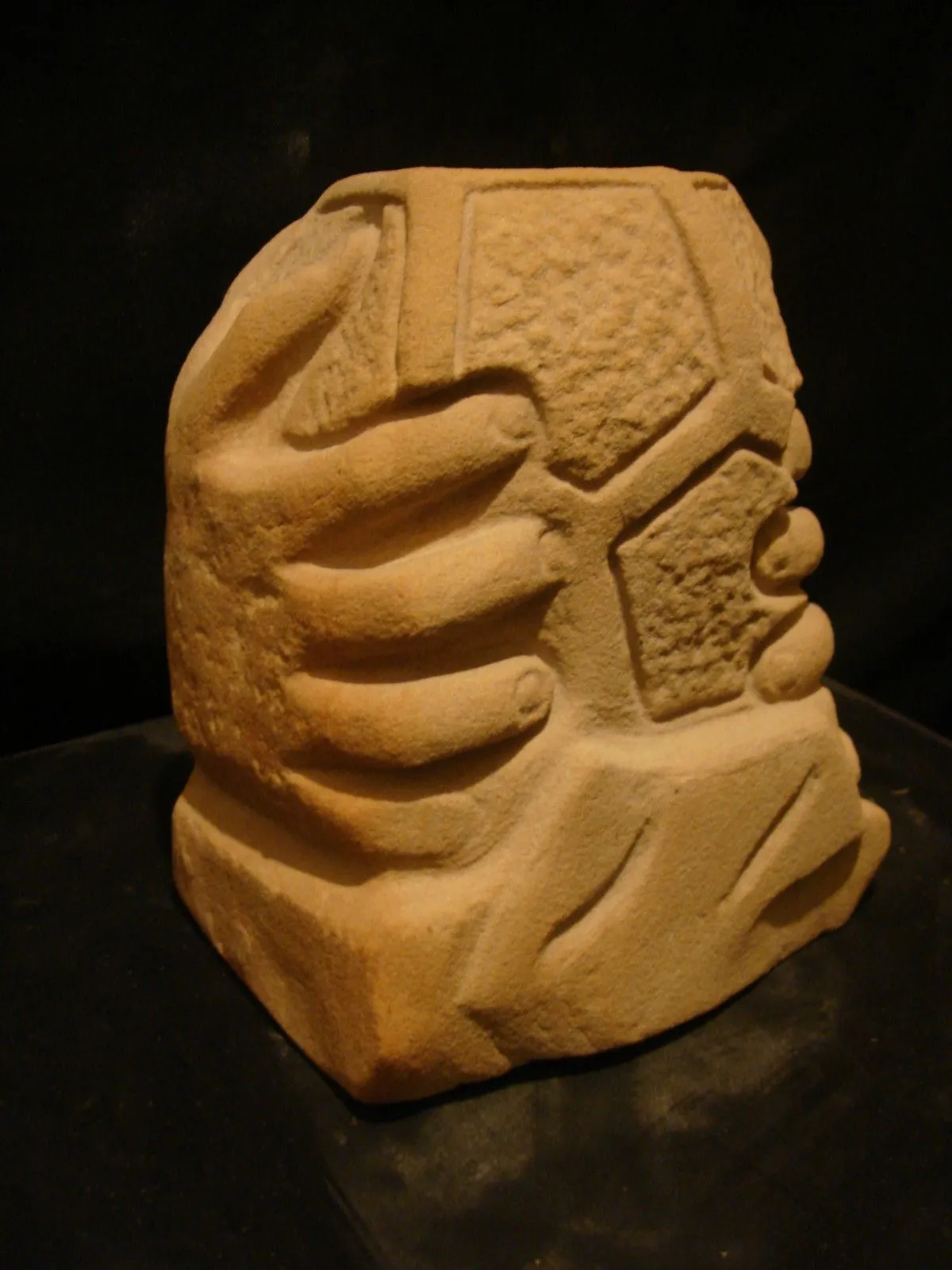 dodecaedro, œuvre de Carlos Tonelli