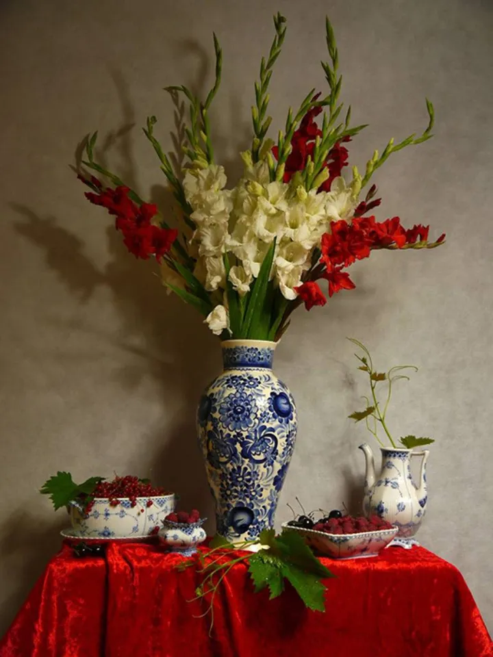 Still Life with Gladiolas, œuvre de Claudia Stanetti