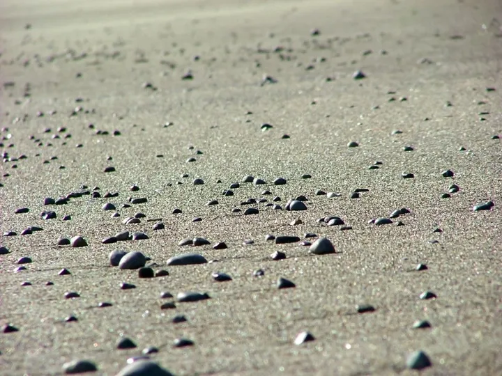 Pebbles, œuvre de Greg Sandoval