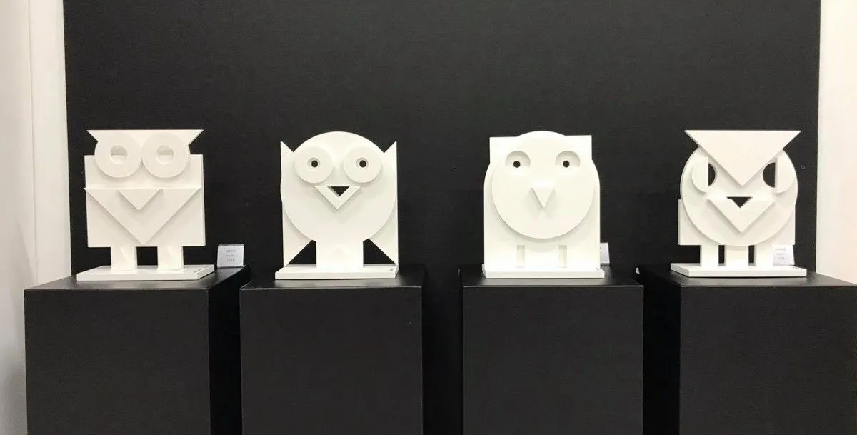 Recto Verso  Owls  in Corian by PikatsogroupBelgium, artwork by Luc TOBBACK