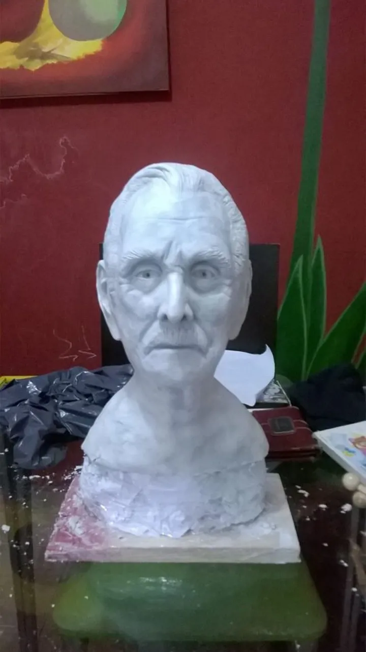 Mi Viejo, œuvre de Isaac Perez
