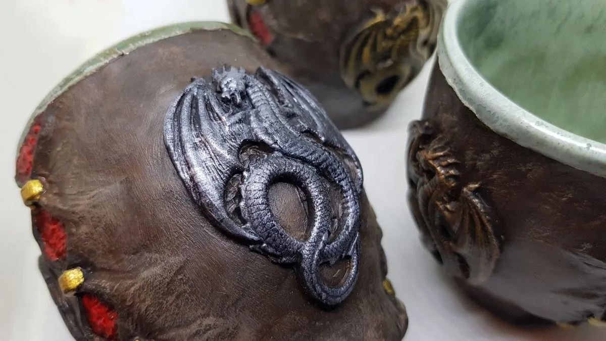 Fantasy Dragon Cup, œuvre de Gabor Forrai