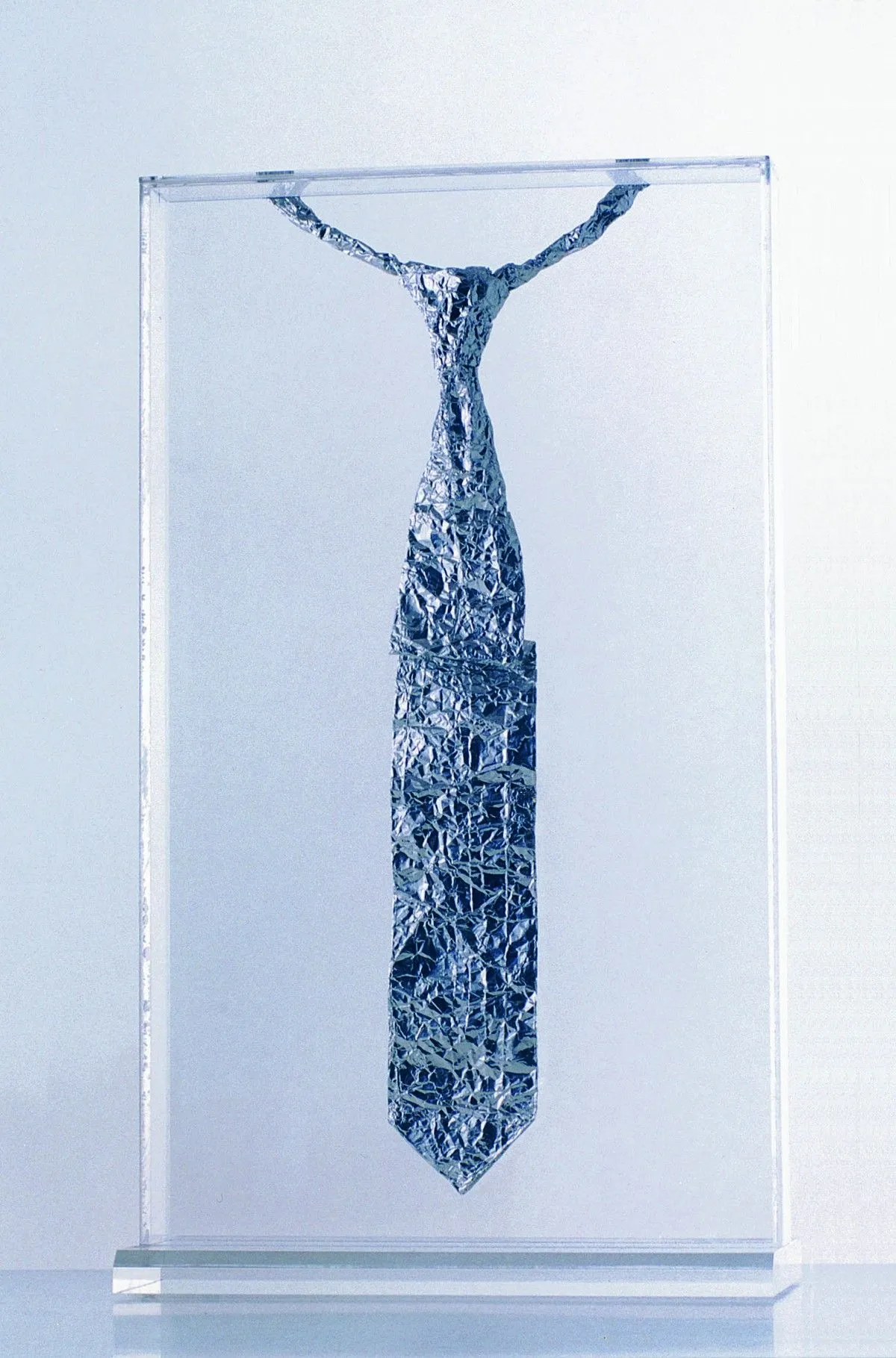 Is Anybody Missing ?, œuvre de Dimitrios Adamopoulos