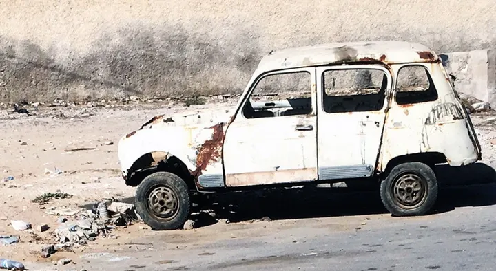 Renault 4, œuvre de Patrick Tubaro