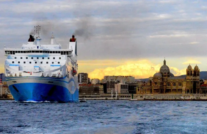 ferry, artwork by Daniel Fabre