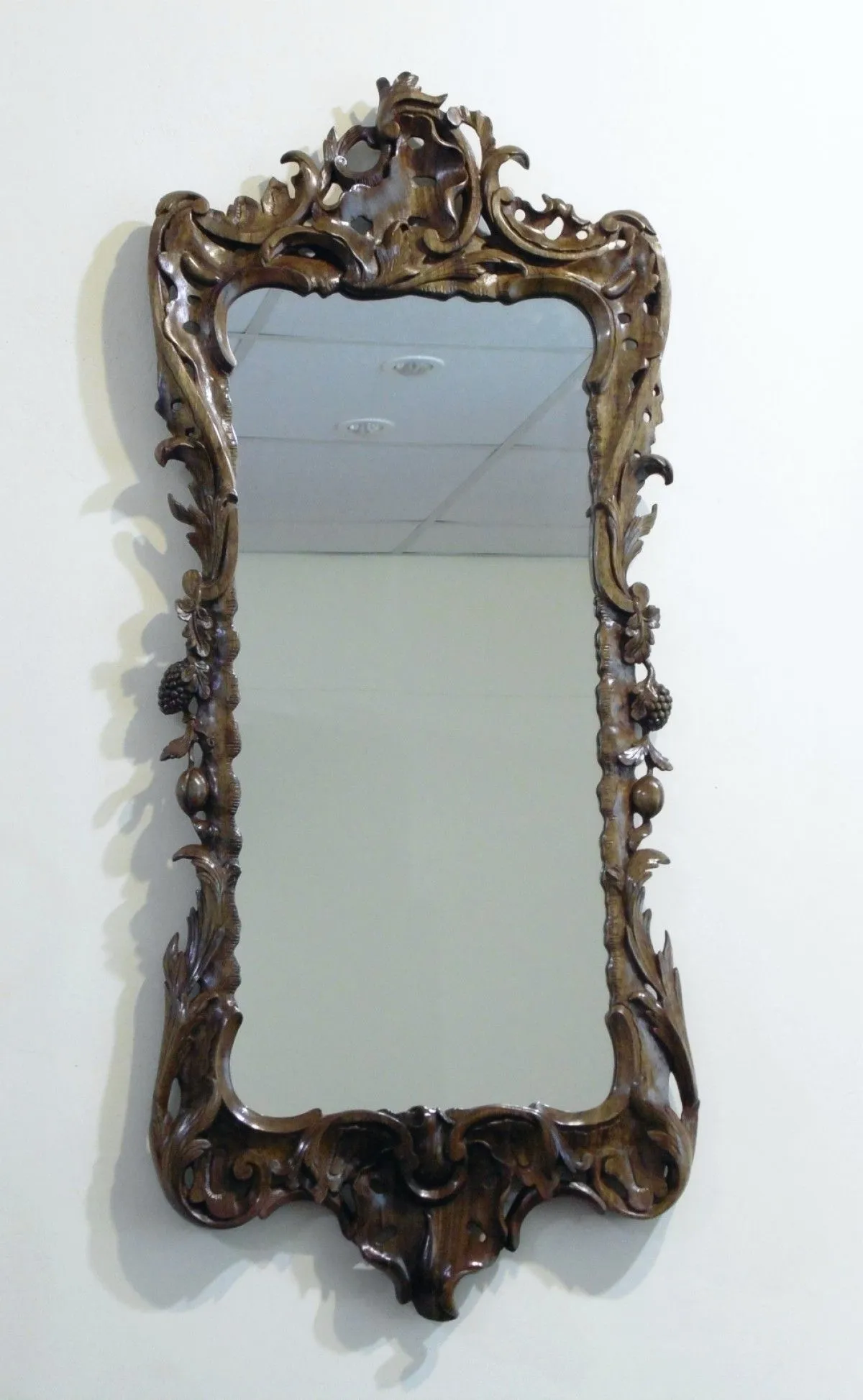 Rococo wood carved mirror's frame, œuvre de Anton Bedletskyy