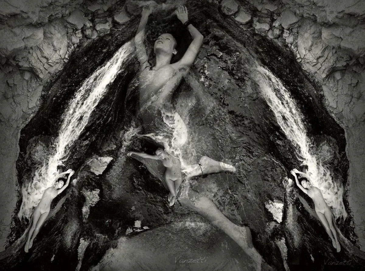 Creation of Earth, œuvre de Alex Vanzetti