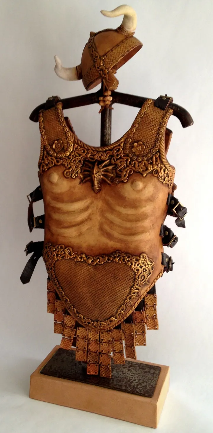 Taking a break, drop the armour, œuvre de Lerentia Basson